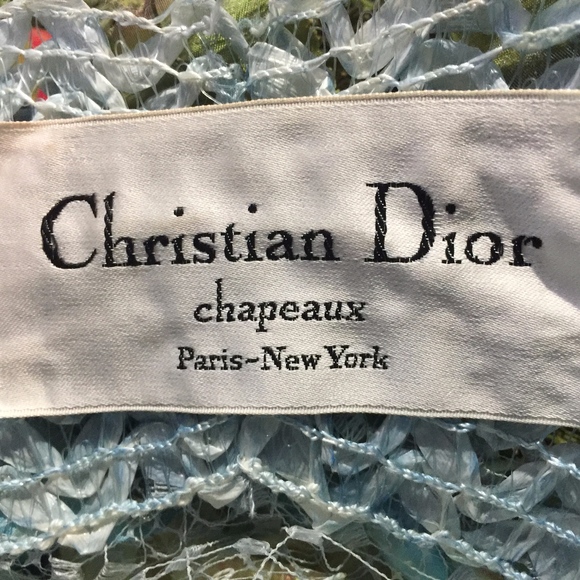 Christian Dior Chapeaux - Paris - New York Women's - Picture 1 of 3